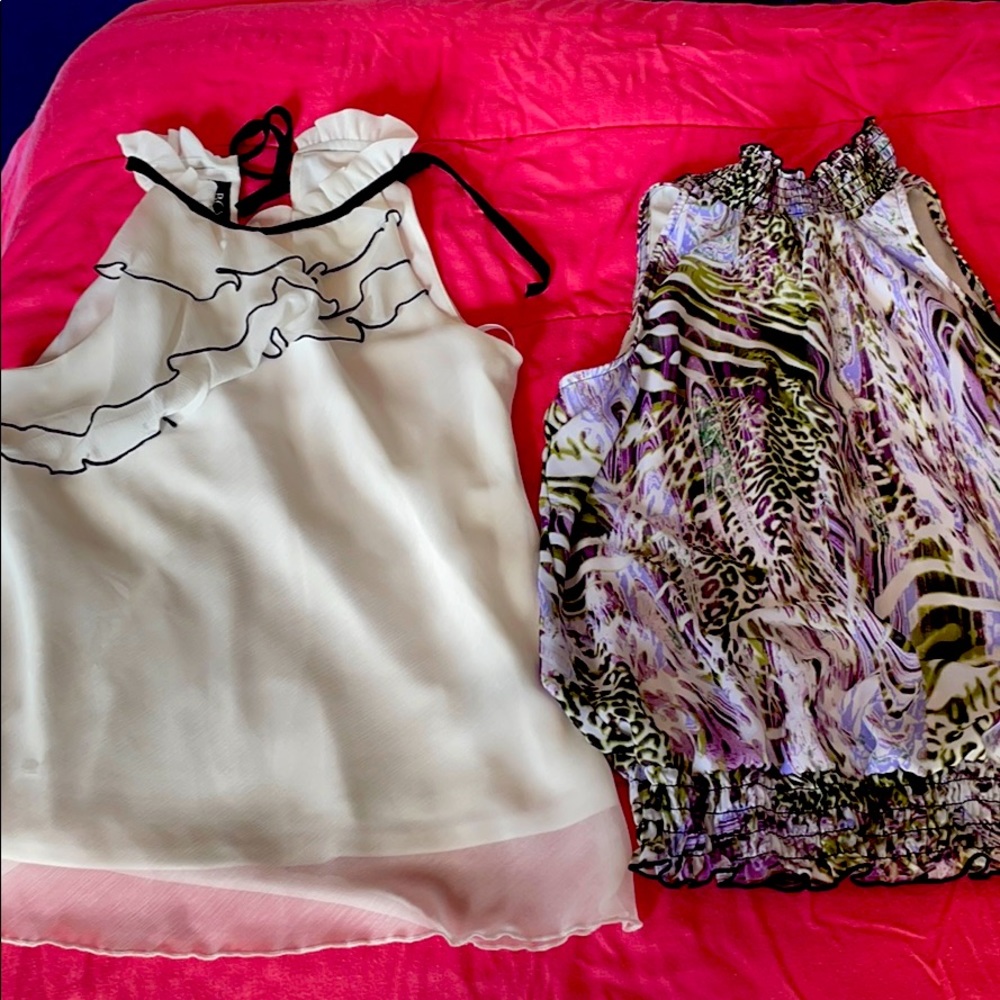 Set of two dress sleeveless tops